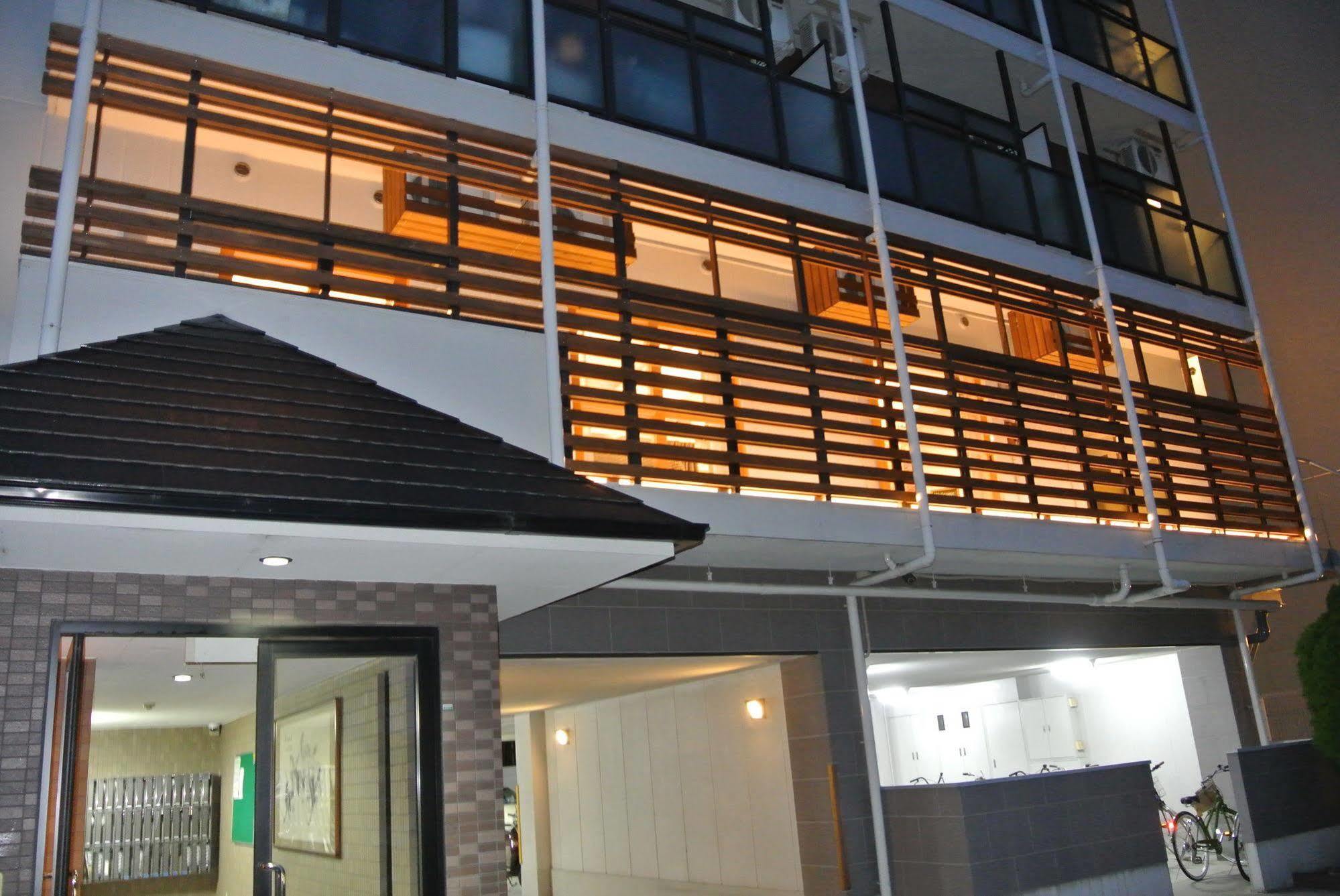 Backpackers Hotel Noosa Japan In Takatsuki Tonda ภายนอก รูปภาพ