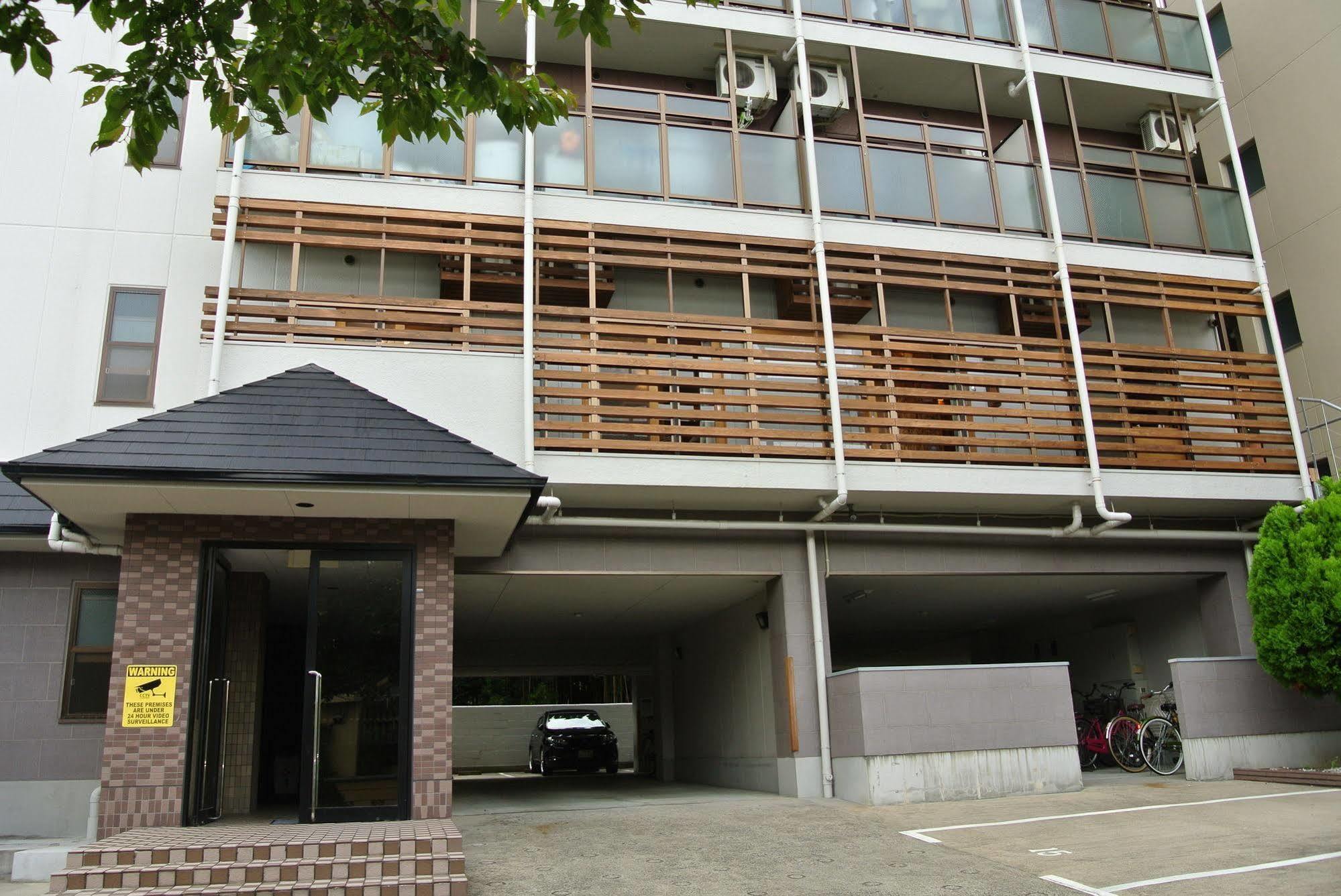 Backpackers Hotel Noosa Japan In Takatsuki Tonda ภายนอก รูปภาพ